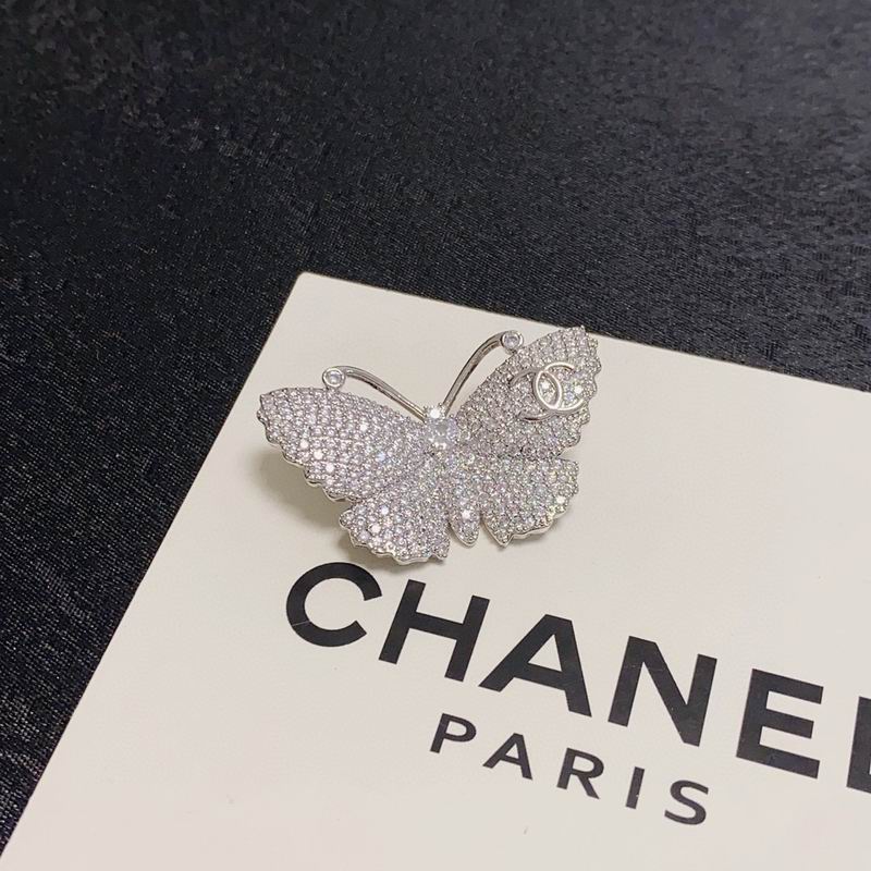 Chanel Brooch 05yxs63